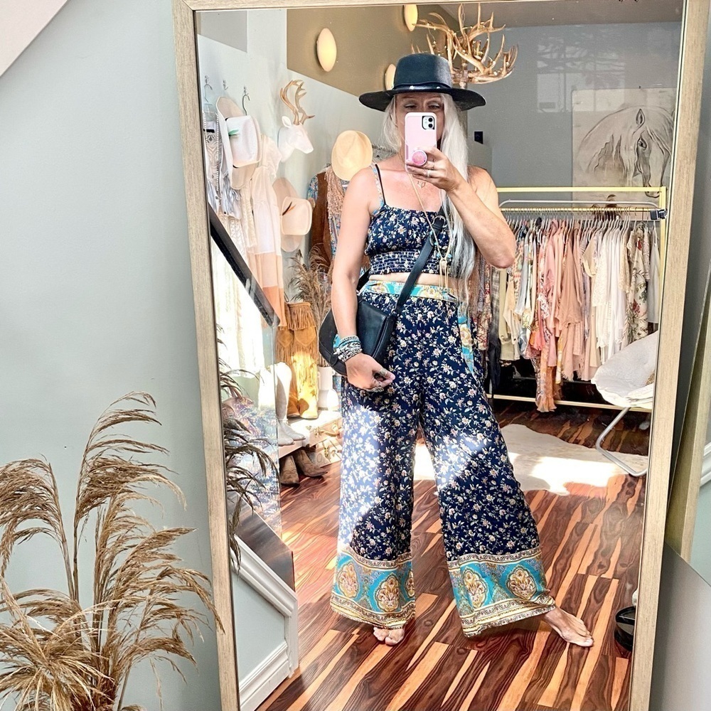 Stunning 3 piece high waisted BOHO floral hippy lounge set w Gypsy/prairie vibe